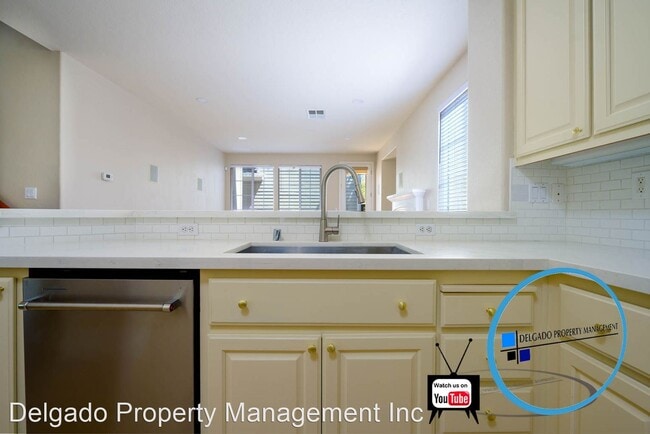 Building Photo - 3 br, 2.5 bath House - 6293 Newhaven Lane