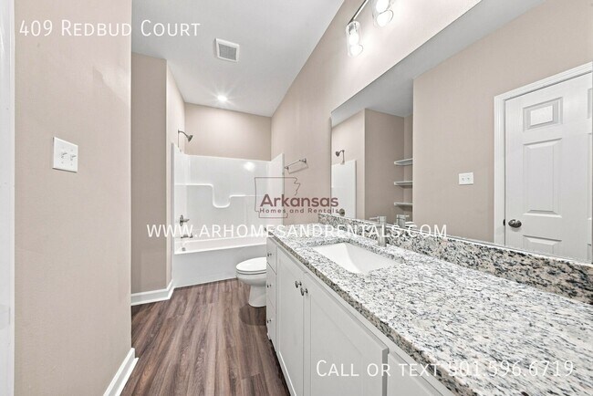 Building Photo - 409 Redbud Ct