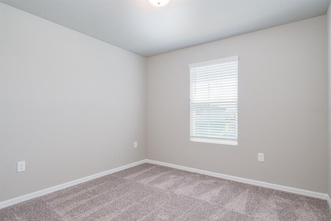 Building Photo - 518 Amadoras Wy