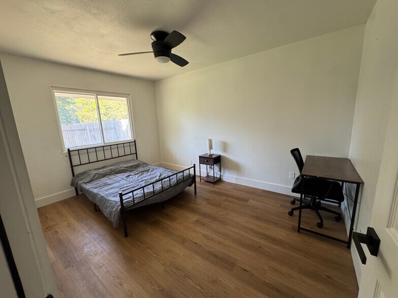 Building Photo - 9412 Quail Meadow Dr