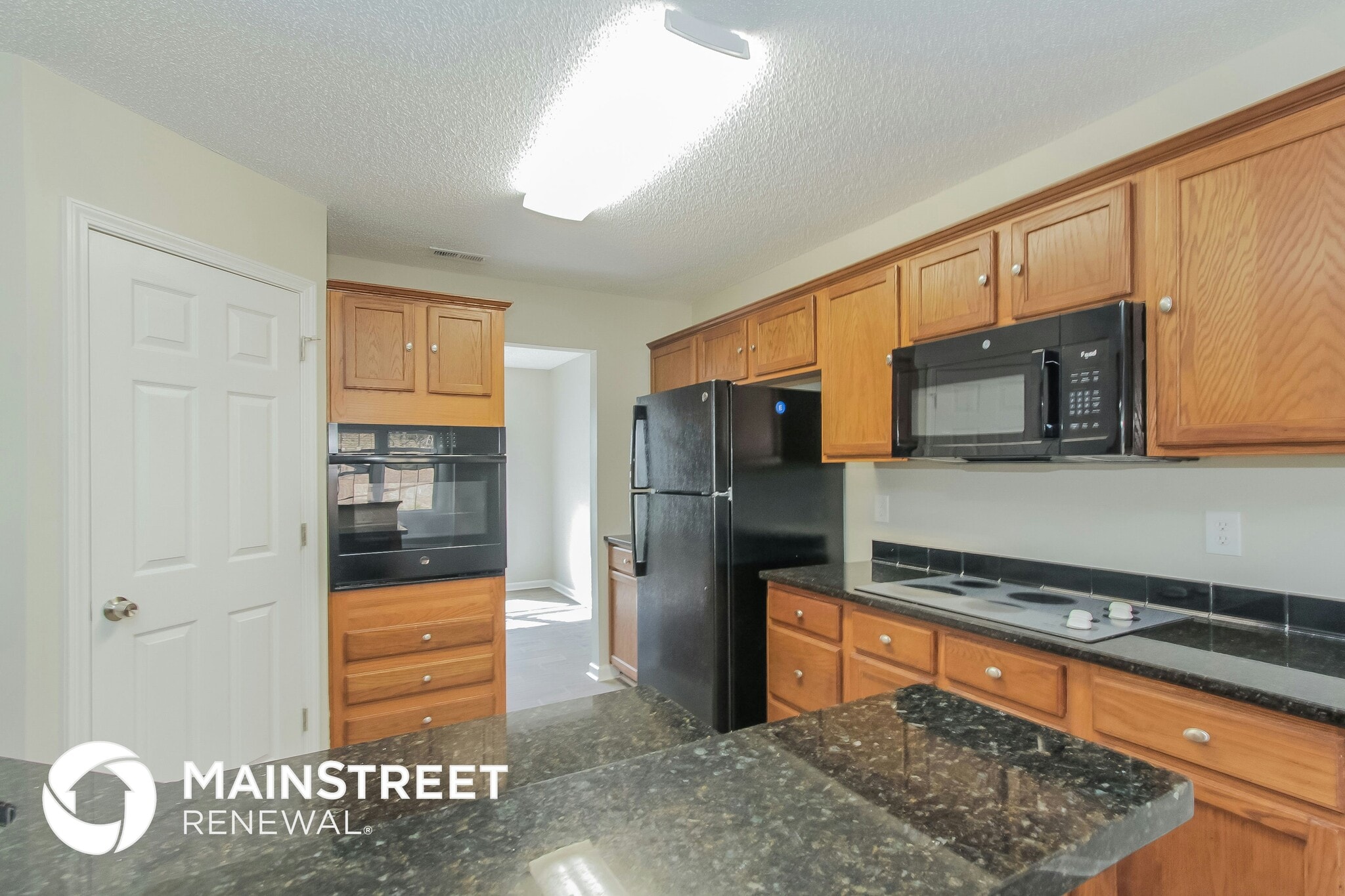 Building Photo - 8936 Hedge Maple Rd