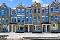 Building Photo - 1036 Station Rd