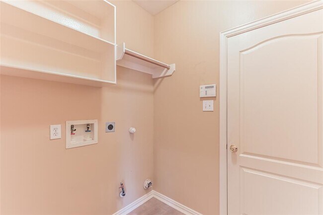 Building Photo - 3313 Pebble Beach Ln