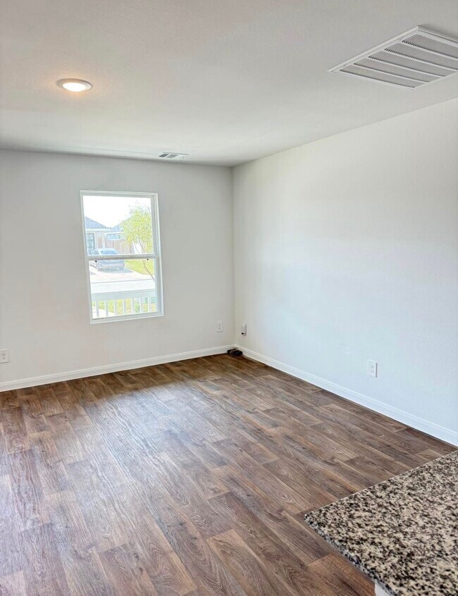 Building Photo - 16527 Jasmine Marie Pl