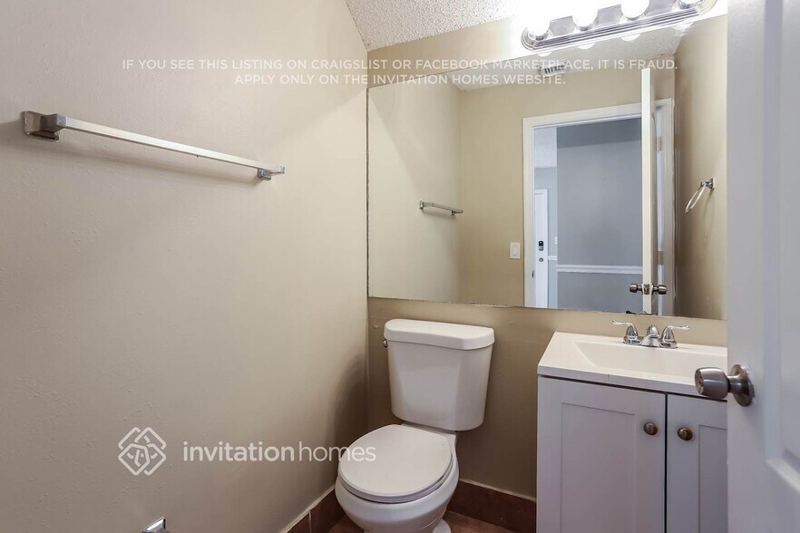 Building Photo - 15131 SW 49th St