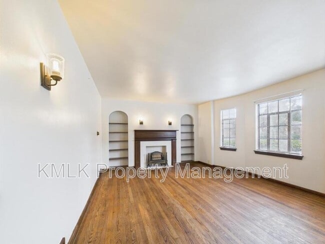 Building Photo - 1119 Copley Rd