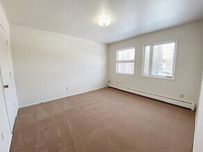 Building Photo - 3909 Malaspina Cir