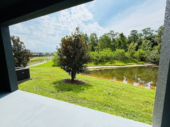 Building Photo - 2856 Suncoast Blend Dr