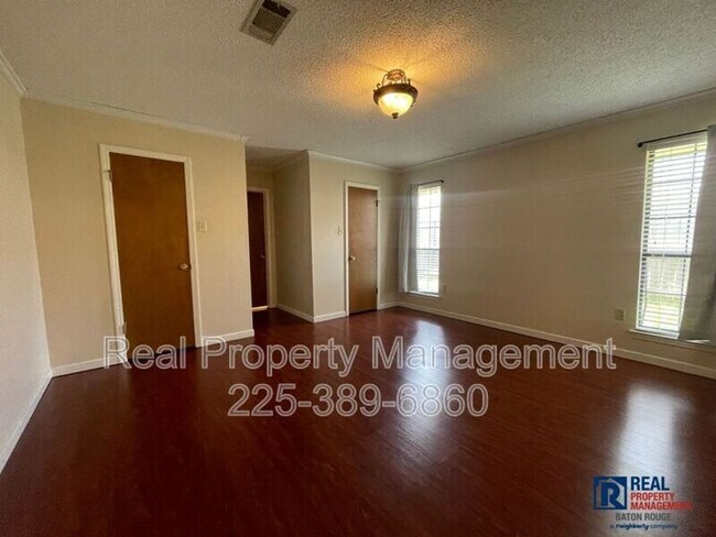 Building Photo - 1228 Beckenham Dr