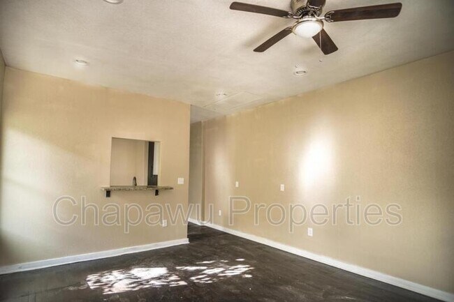 Building Photo - 514 Virginia Blvd