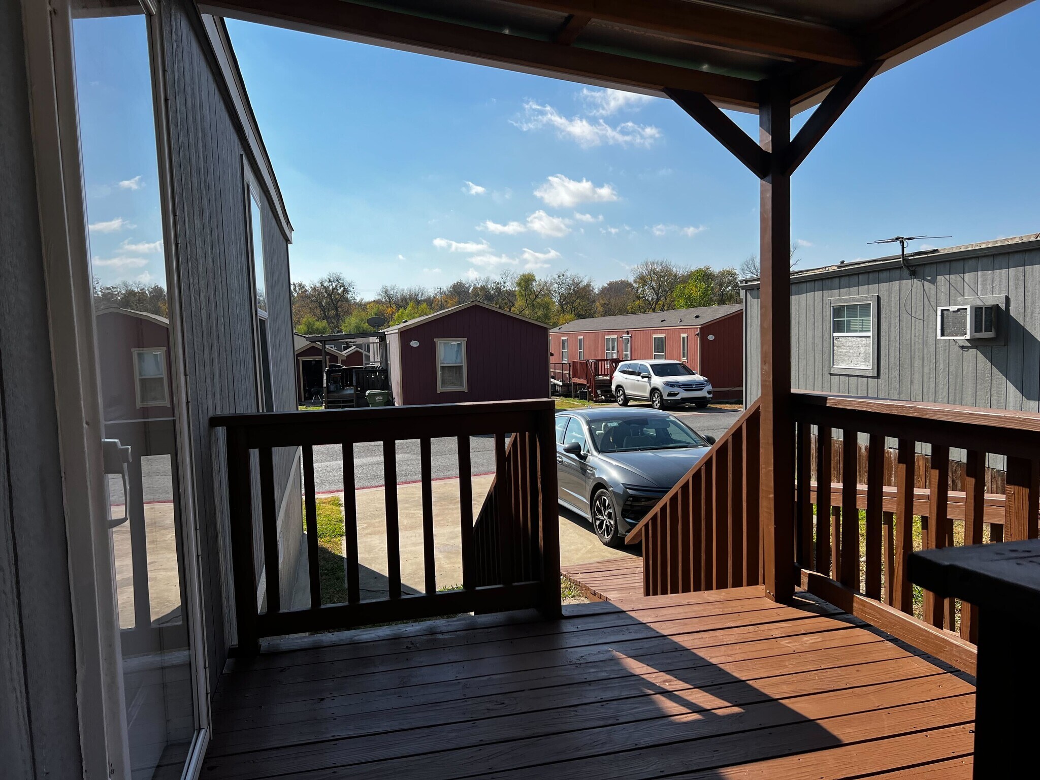 Building Photo - 709 N Collins Fwy