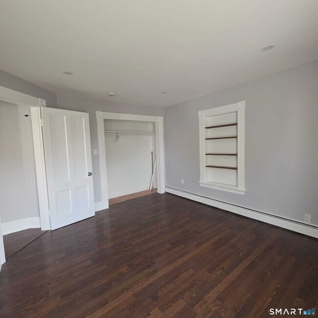 Building Photo - 124 Geddes Terrace