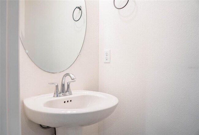 Building Photo - 3883 Academia Ave