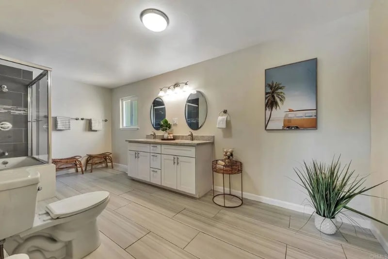 Building Photo - 408 Page St