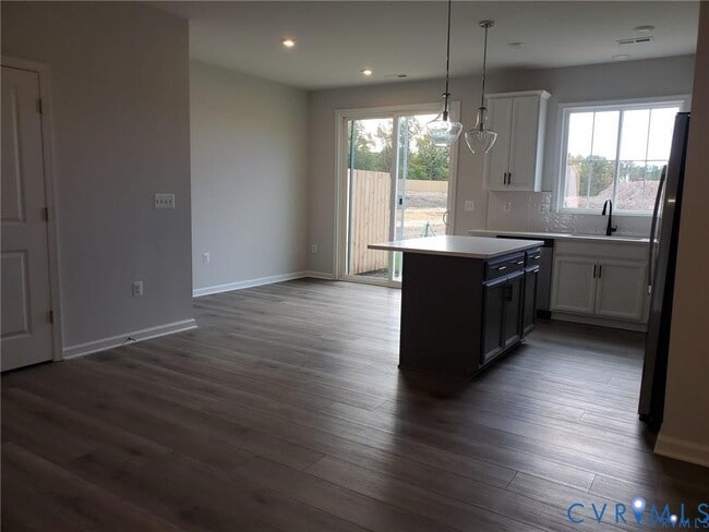 Building Photo - 547 McCormick Farm Pl