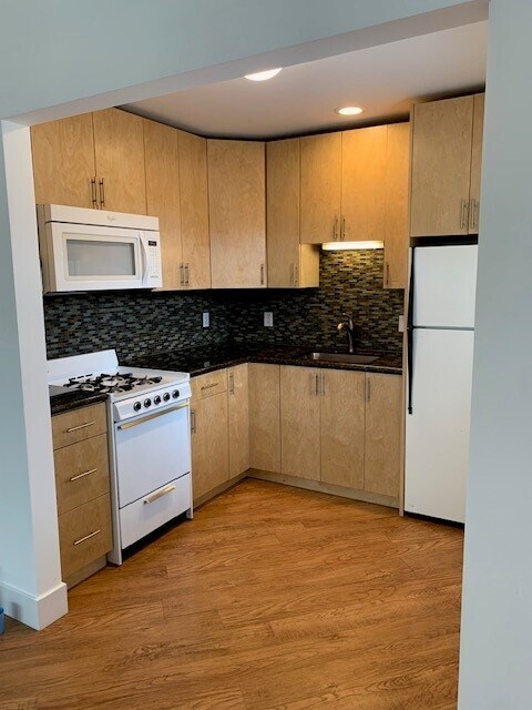 Building Photo - 515 Mission Ave