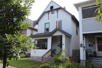 Building Photo - 211 W 6th St