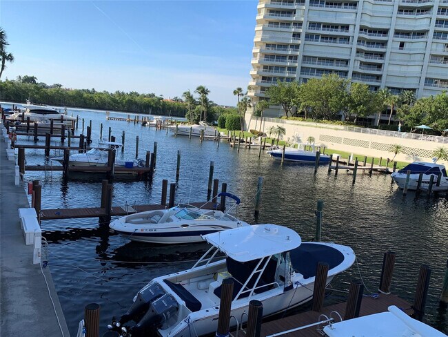 Building Photo - 4101 N Ocean Blvd