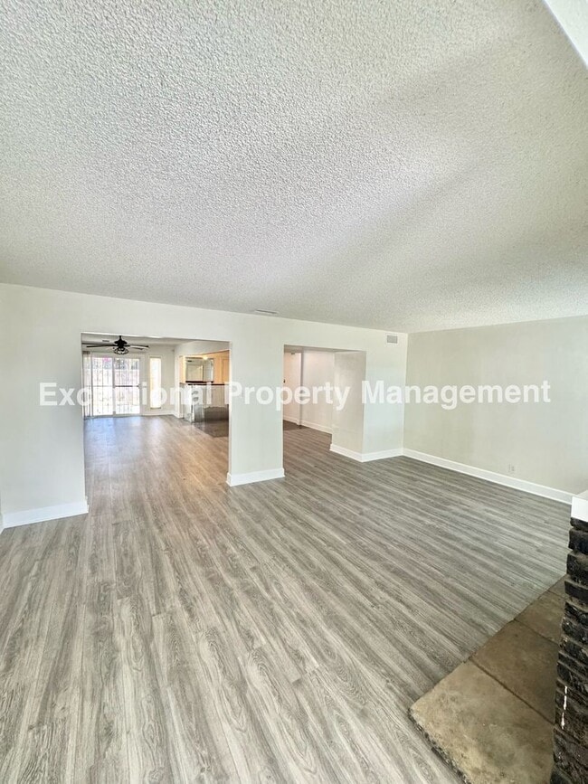Building Photo - Great 3 bed 2 bath home