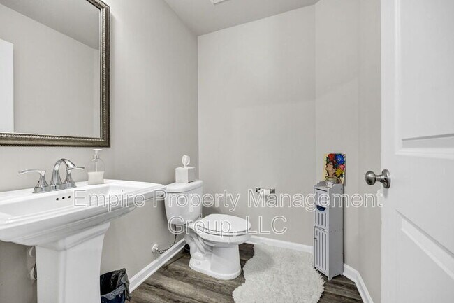 Building Photo - 706 Common Widgeon Wy