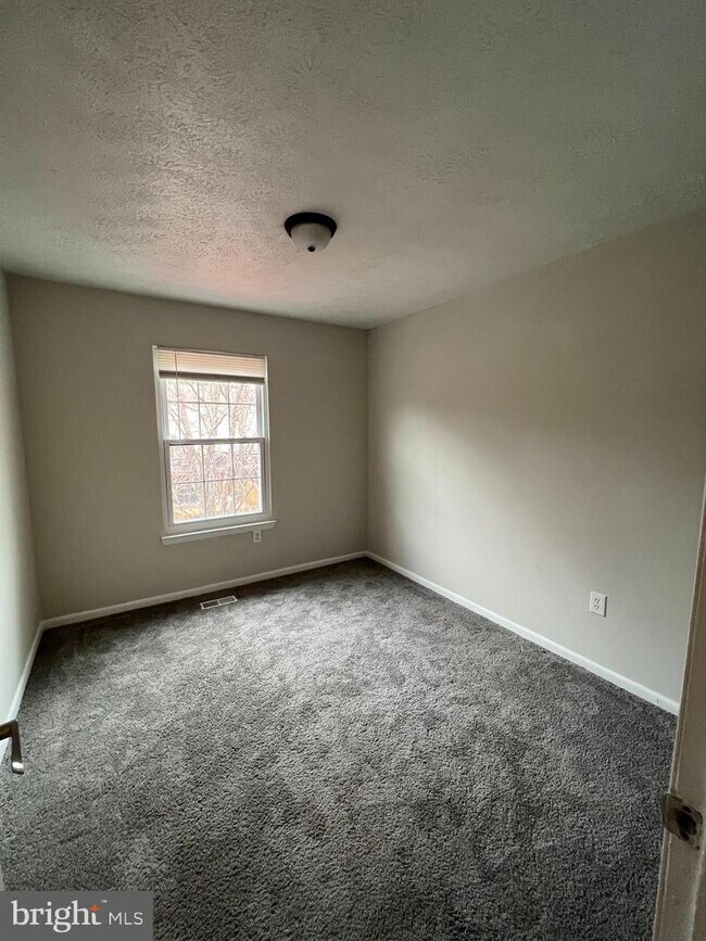 Building Photo - 310 Rambling Ridge Ct
