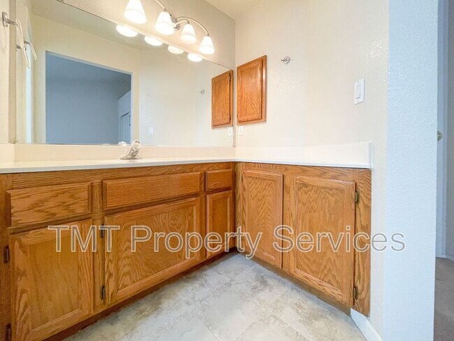 Building Photo - 8166 Morgan Hill Way