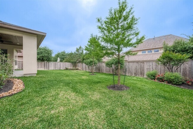 Building Photo - 58 Canopy Green Dr