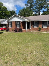 Building Photo - 662 Pringle Dr