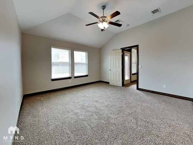 Building Photo - 1132 Merlin Dr