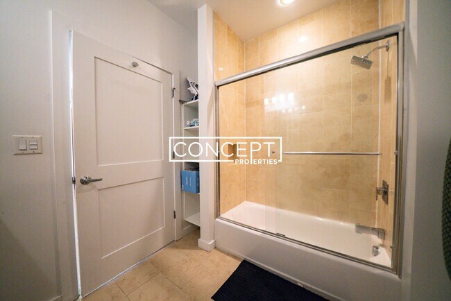 Building Photo - 9 Miner St