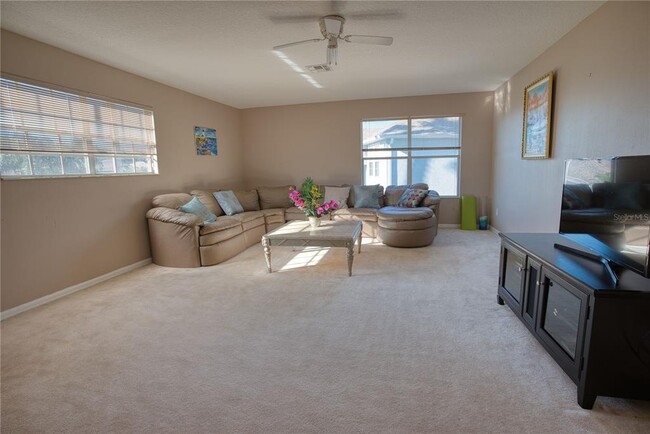Building Photo - 2409 Greenwillow Dr