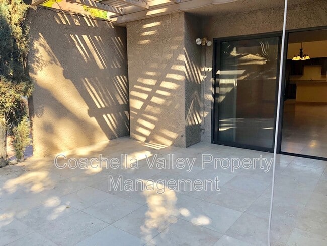 Building Photo - 48993 Canyon Crest Ln