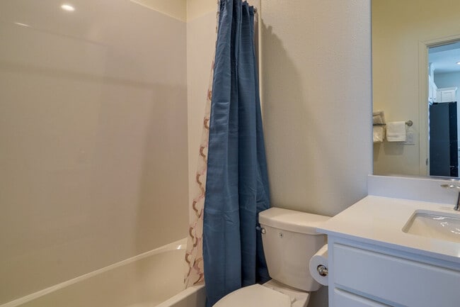 Building Photo - 3023 Neil Jerome Dr