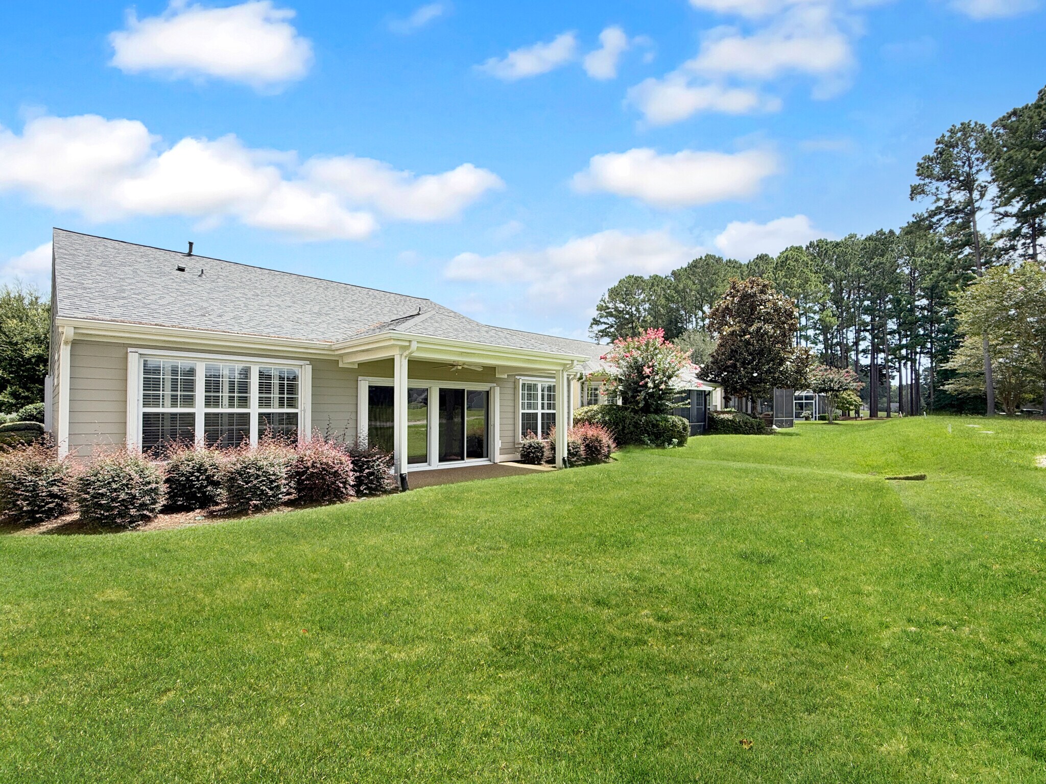 Building Photo - 7 Tallow Dr
