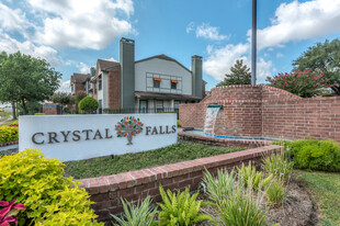 Building Photo - Crystal Falls