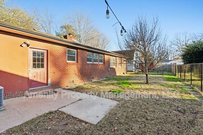 Building Photo - 139 Nicewood Dr