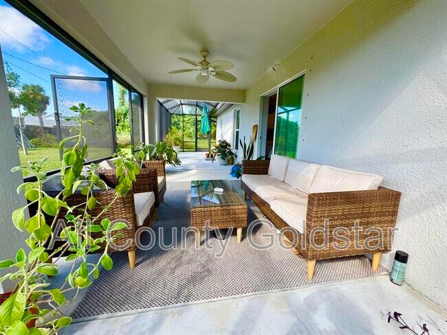 Building Photo - 11373 Visby Ave