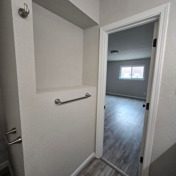 Building Photo - 8355 Nairn St