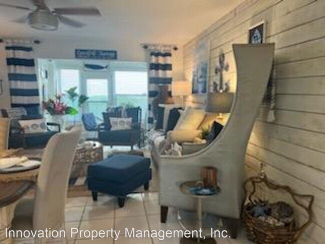 Building Photo - 2 br, 1 bath Apartment - 2 Bedroom 1 Bath ...