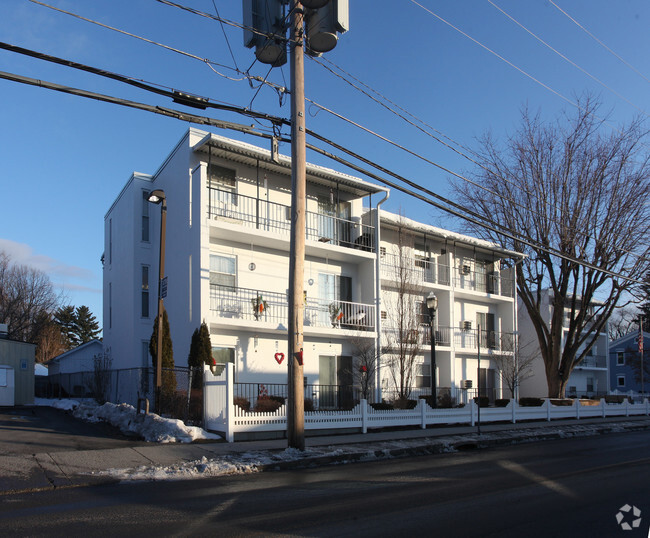 Building Photo - Saugerties Senior Citizens Housing