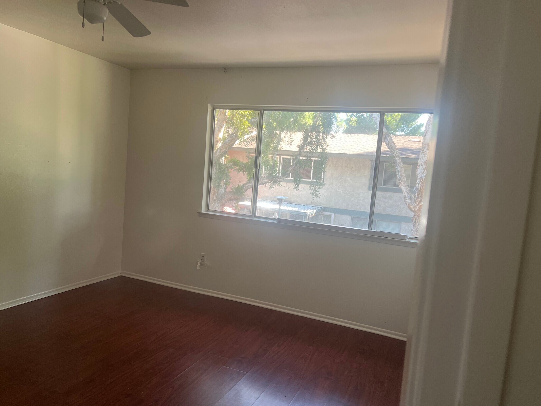 Building Photo - 4853 Jackson St