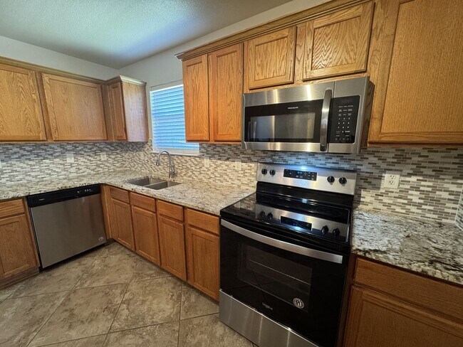 Building Photo - 5203 Causeway Ct