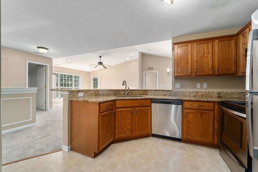 Building Photo - 22209 Chesapeake Cir