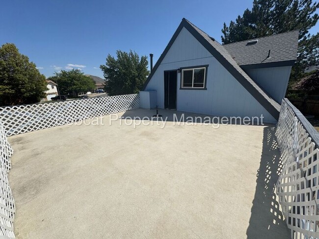 Building Photo - 20 Bodie Dr