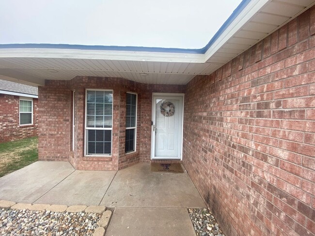 Building Photo - Southwest Lubbock Gem:6553 89th Street