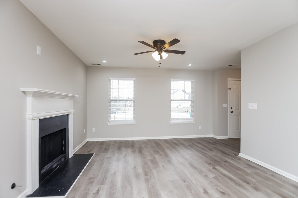 Building Photo - 4040 Brookfield Way