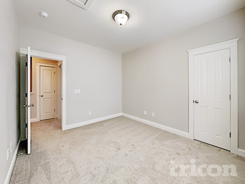 Building Photo - 9724 Grier Springs Ln