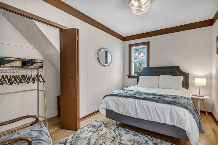 Building Photo - 817 Bell Ave