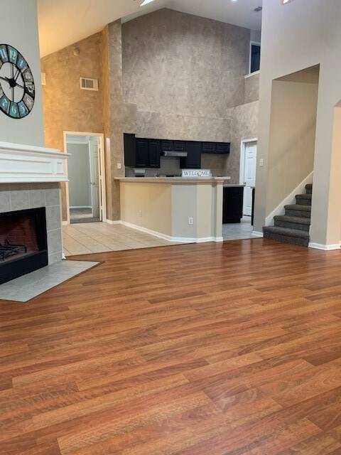 Building Photo - 15118 Carsen Bend Dr