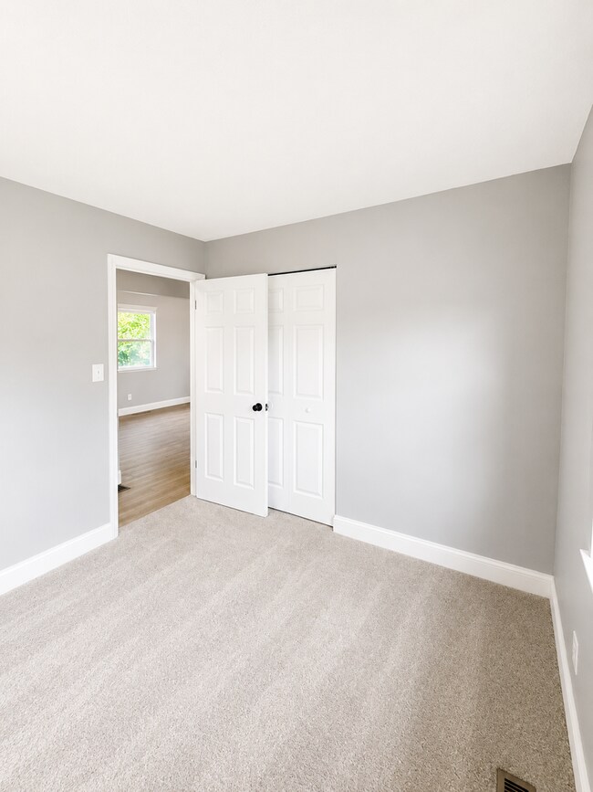 Building Photo - Stylishly Renovated 3-Bedroom Home with Finished Basement & Spacious Fenced Yard